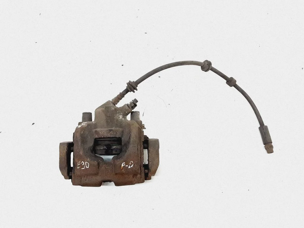 Front brake caliper – right