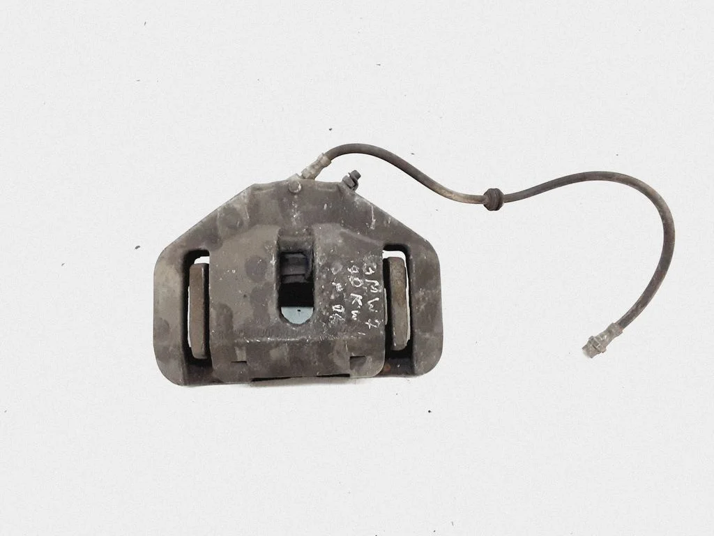 Front brake caliper – right
