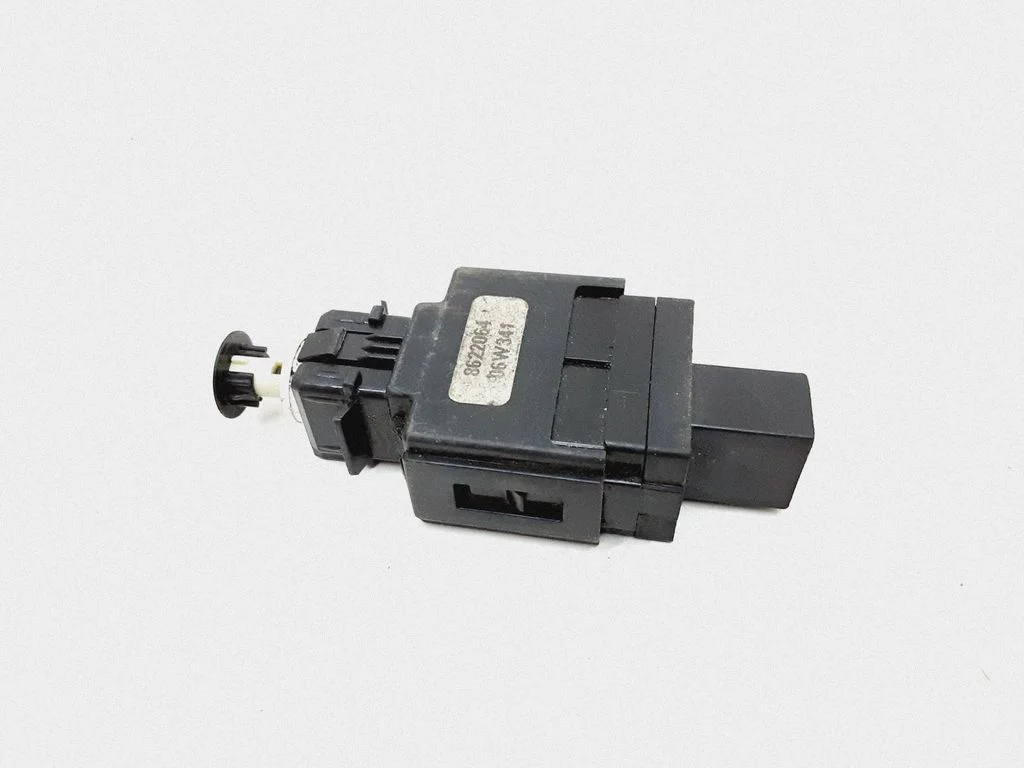 Brake pedal sensor switch – Volvo XC90 (2007-2014)