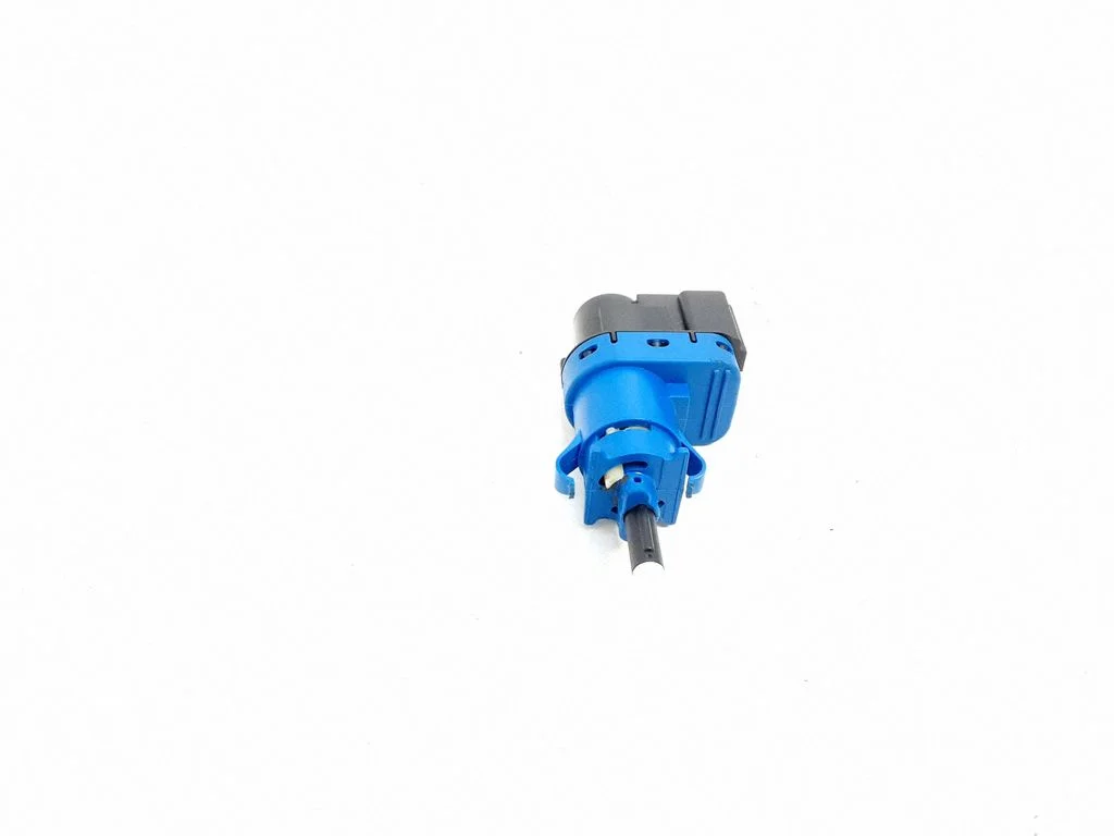 Brake pedal sensor switch – Mazda CX-5 II (2017-2025)