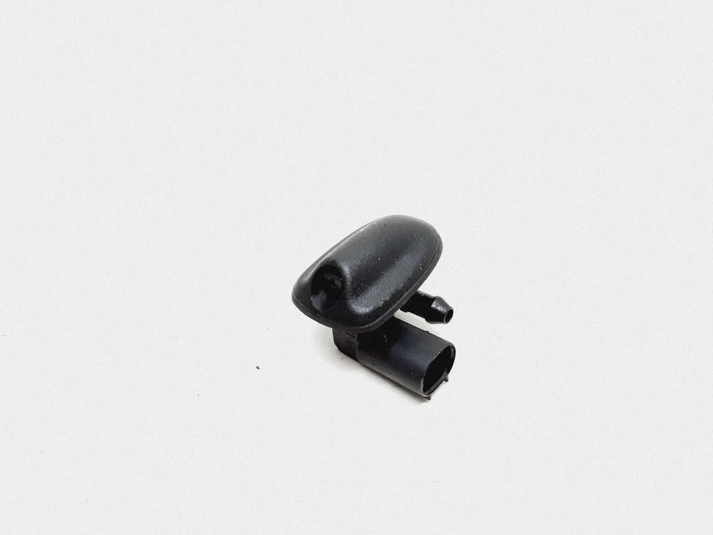 Windshield washer spray nozzle – Mini Cooper Countryman F60 (2017-)