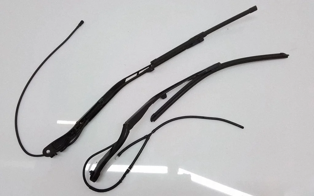 Windshield/front glass wiper blade 31391848