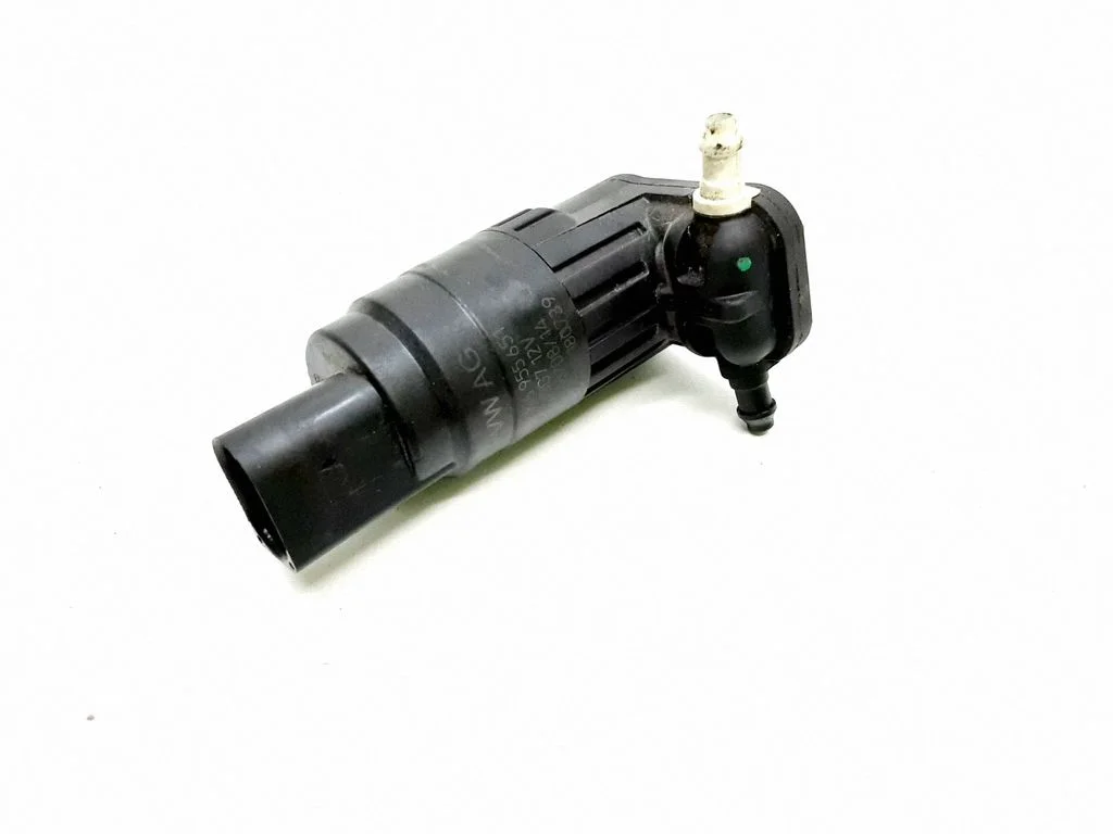 Windshield washer spray nozzle – Volkswagen Passat B7 USA (2012-2019)