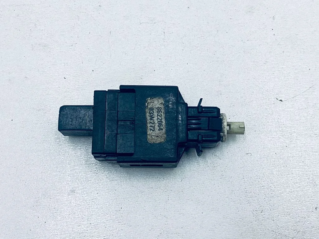Brake pedal sensor switch – Volvo S60 (2001-2004)