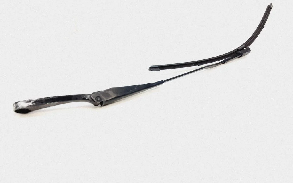 Windshield/front glass wiper blade A2538203000