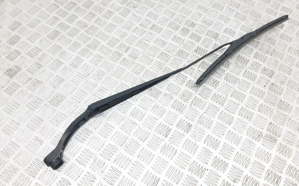 Pióro wycieraczki przedniej – Subaru Outback (2009-2014)