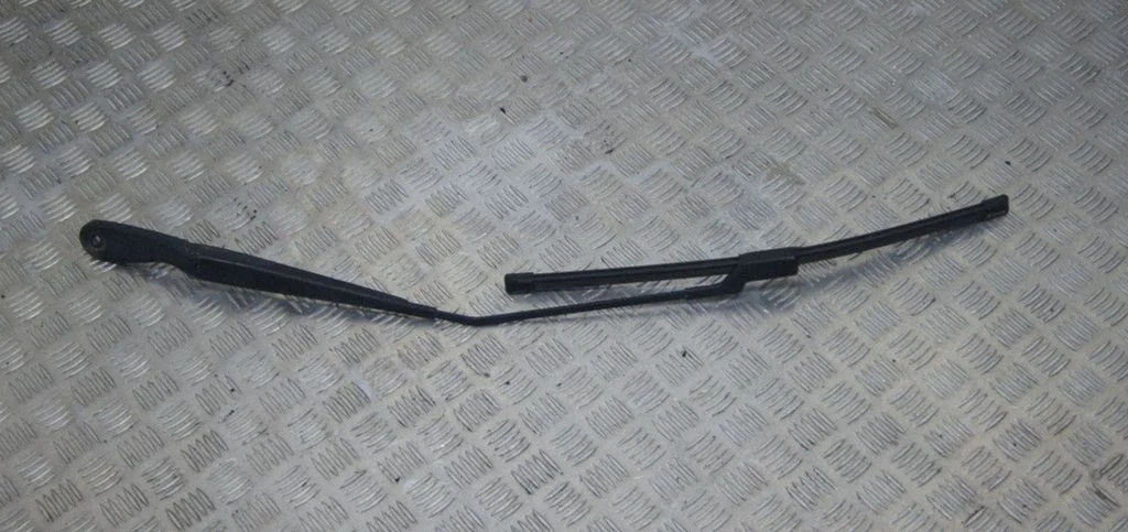 Pióro wycieraczki przedniej – Volvo V50 (2008-2012)