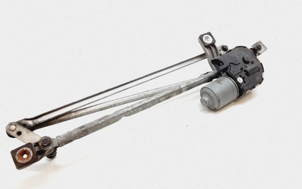 Front wiper linkage and motor 30796359