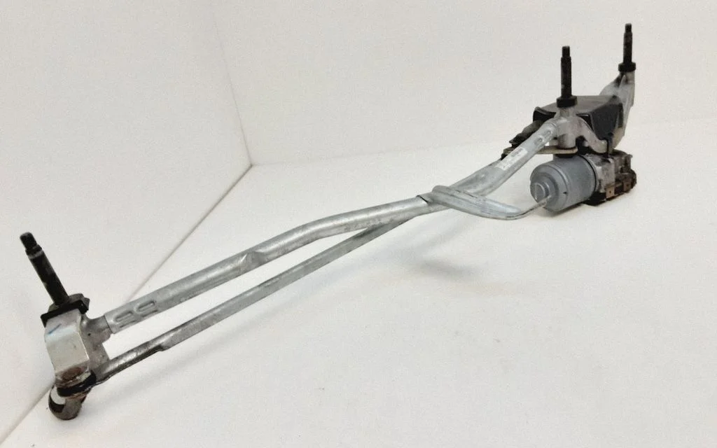 Front wiper linkage and motor – Mercedes-Benz GLC-Class C253 (2016-)