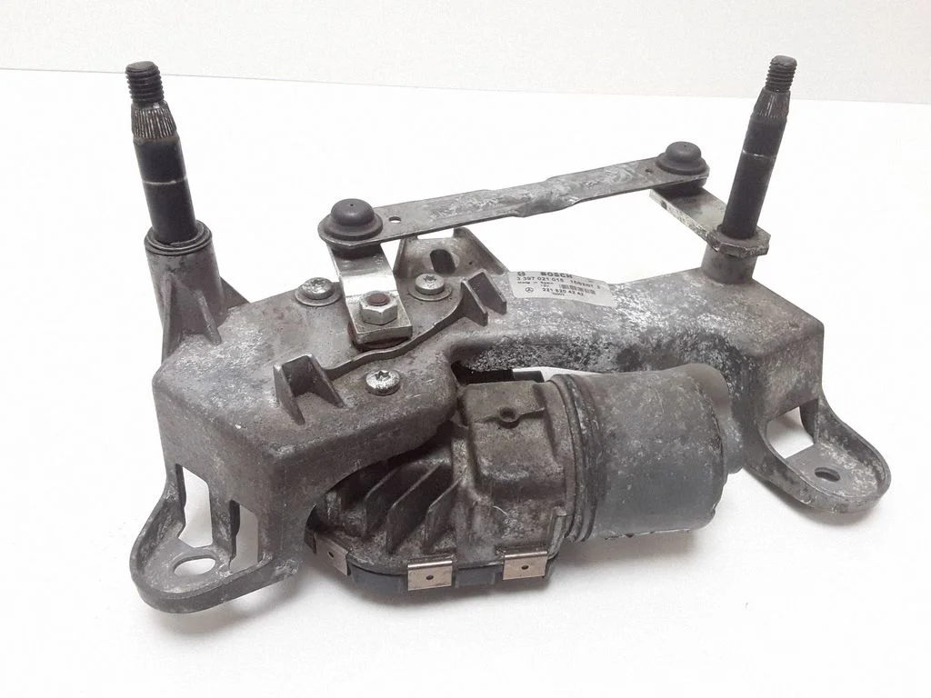 Front wiper linkage and motor – Mercedes-Benz S-Class W221 (2005-2013)