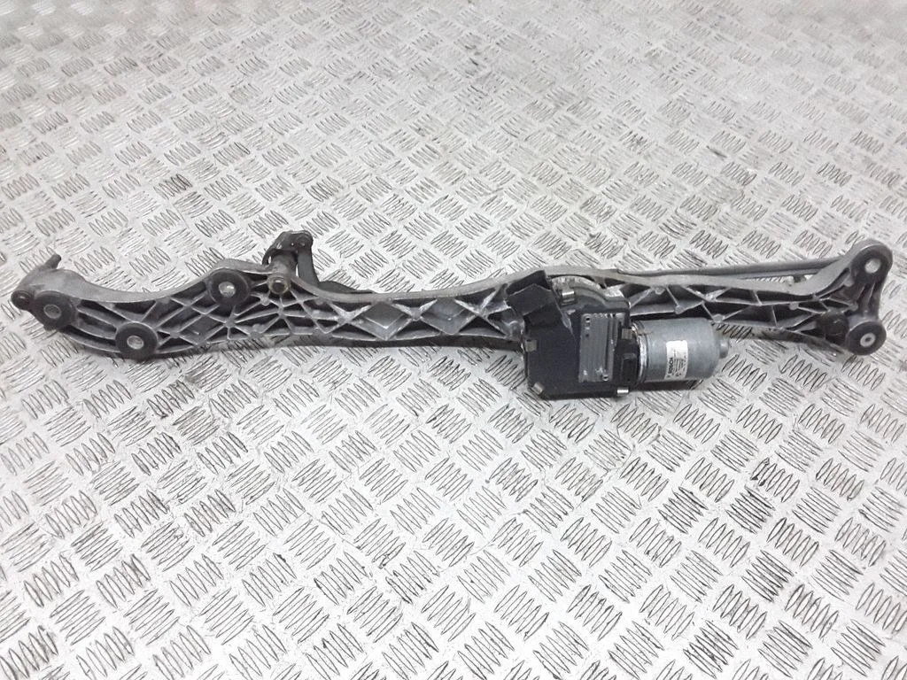 Kojameeste mehhanismi komplekt – BMW 7-seeria E65 E66 (2001-2008)
