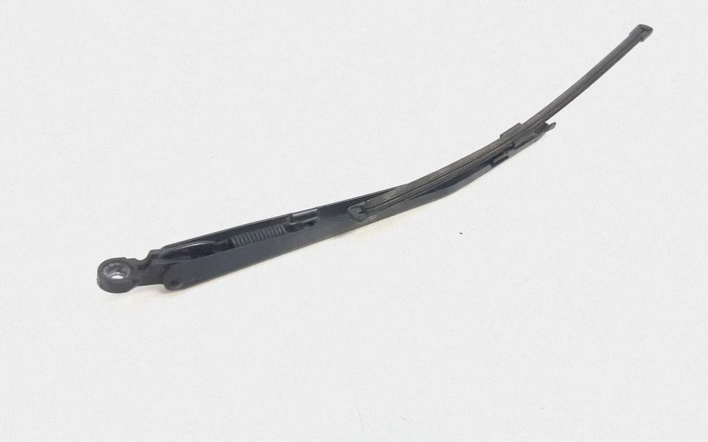 Pióro wycieraczki tylnej – BMW Seria 1 E81 E87 (2004-2011)