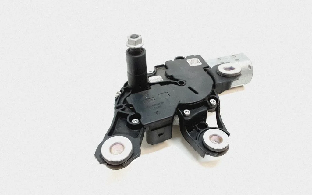 Rear window wiper motor 95B955711