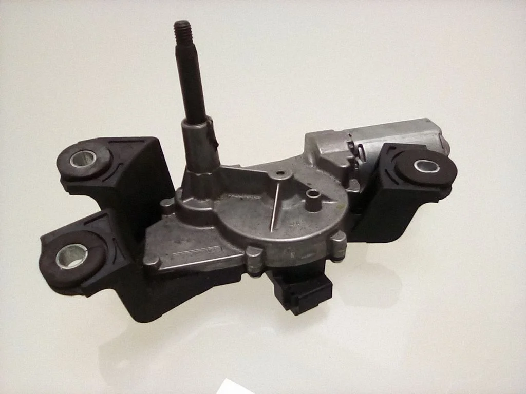 Rear window wiper motor