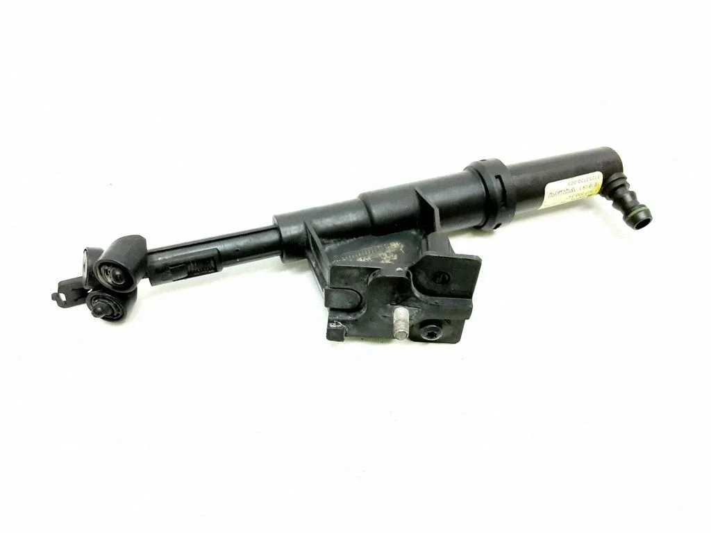 Headlight washer spray nozzle