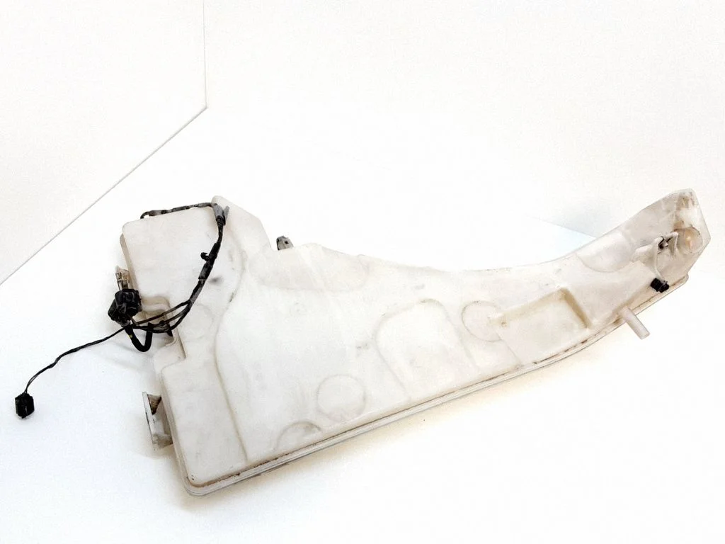 Klaasipesuvedeliku paak – BMW X5 E70 (2006-2013)