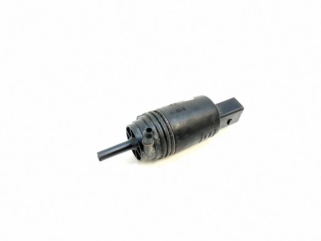 Windscreen/windshield washer pump 8377612