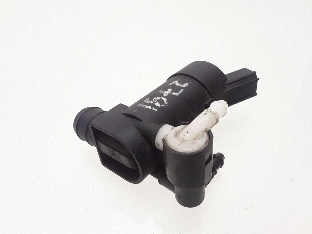 Windscreen/windshield washer pump – Volvo XC90 (2007-2014)