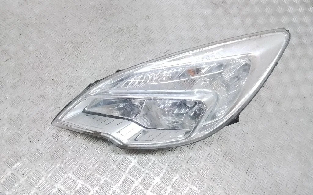 Reflektor – Opel Meriva B (2010-2016)