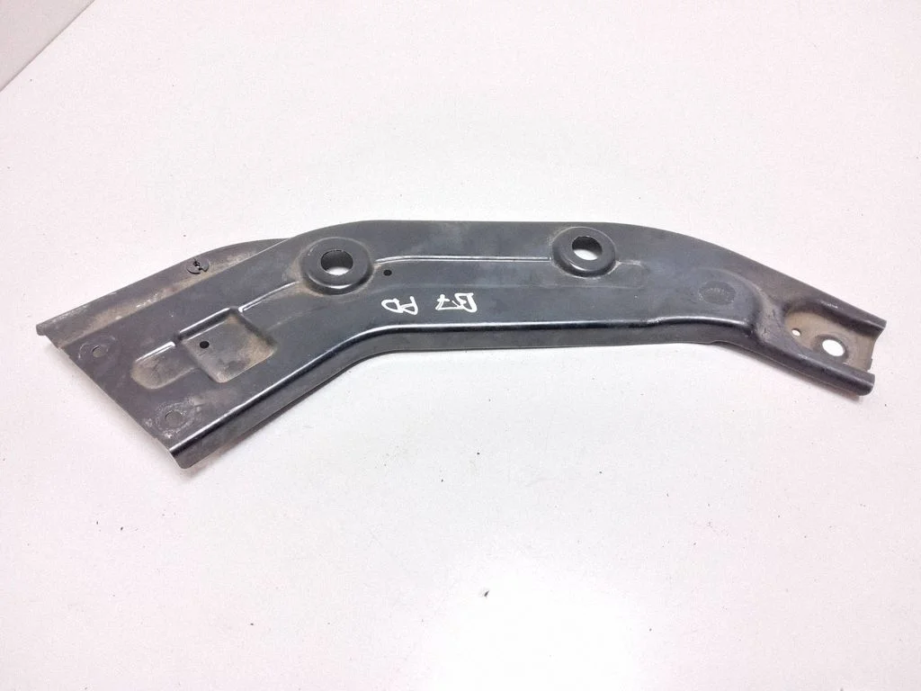 Headlight/headlamp mounting bracket 561805932