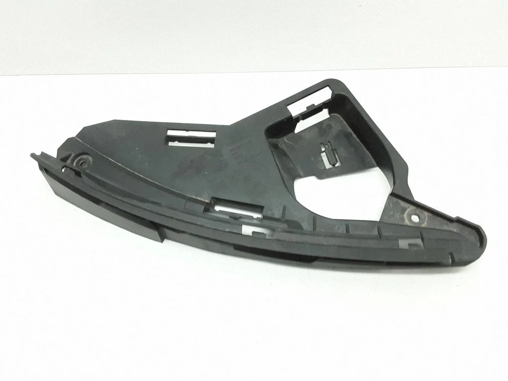 Esitule kinnitusklamber – Volvo XC60 (2009-2013)
