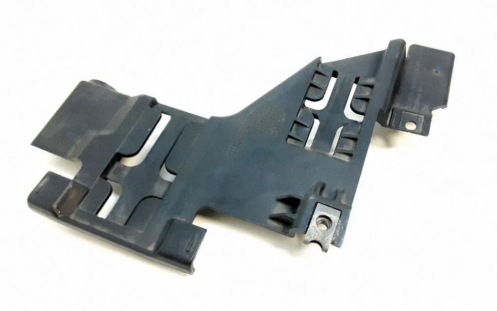 Headlight/headlamp mounting bracket – Audi Q5 SQ5 8R (2008-2017)