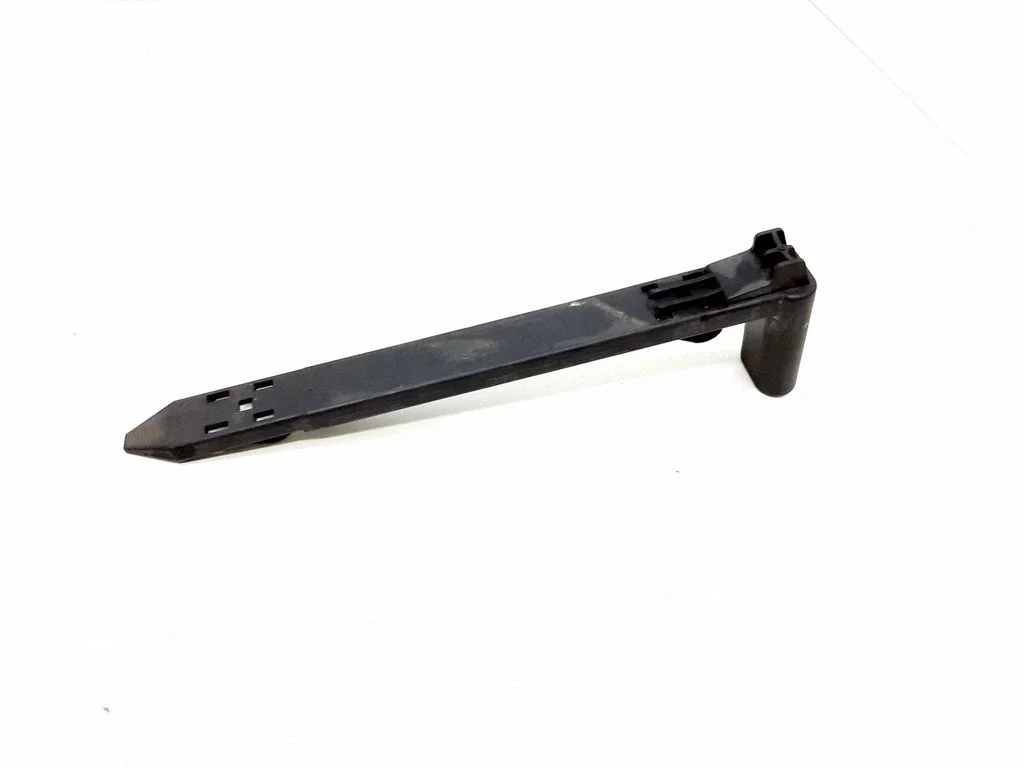 Esitule kinnitusklamber – Volvo XC60 (2009-2013)