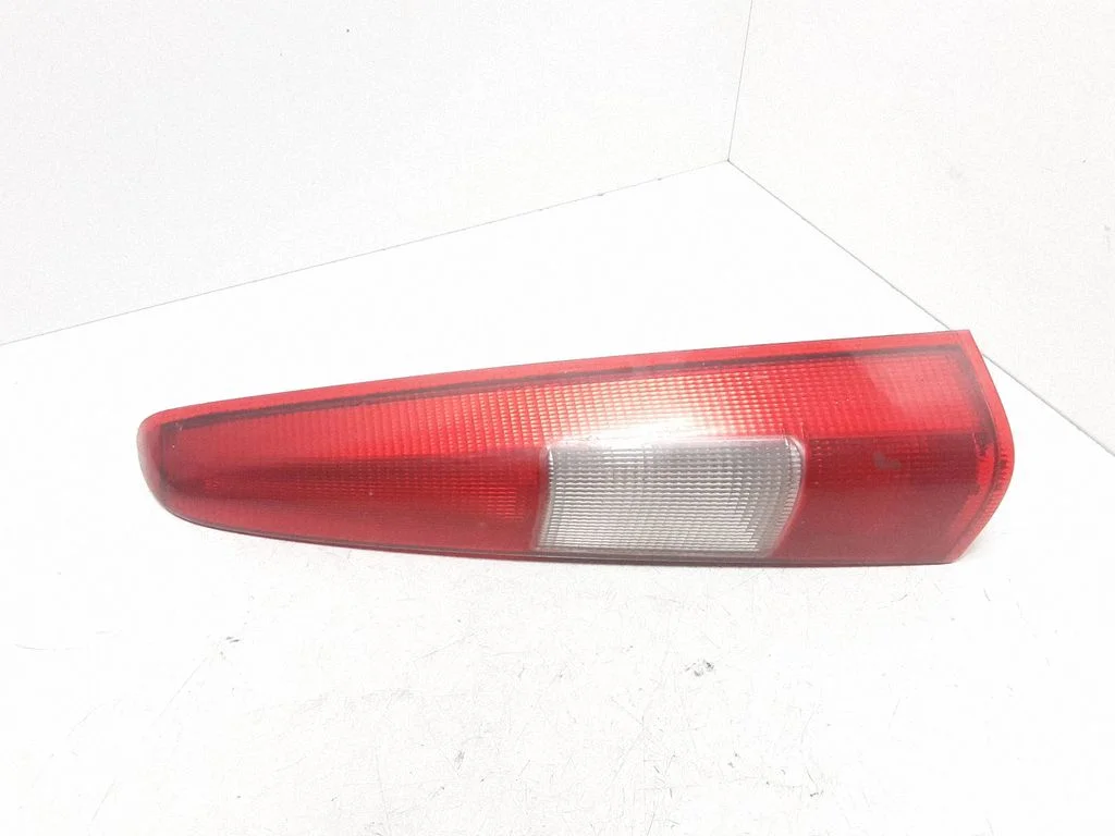 Rear/tail lights – Volvo S70 V70 V70 XC (1997-2000)