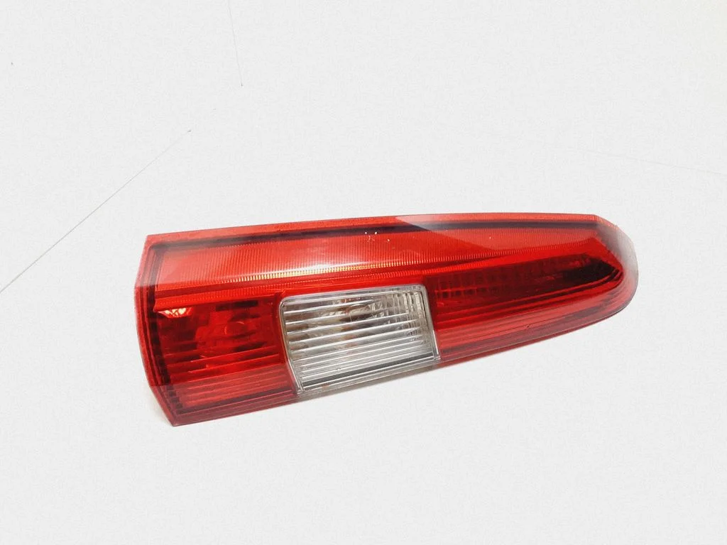 Rear/tail lights 9154493