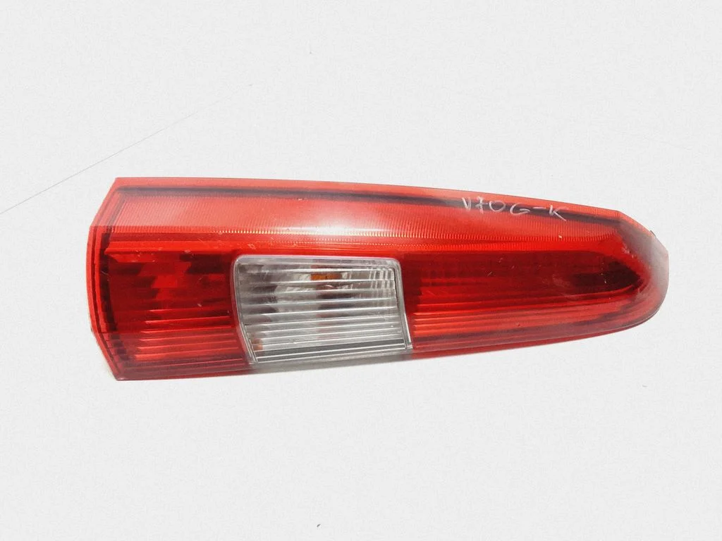 Rear/tail lights 9154493