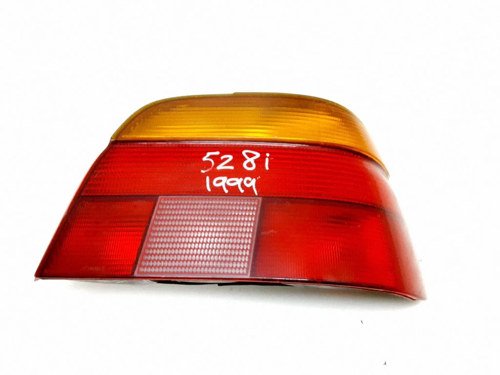 Rear/tail lights 8358034