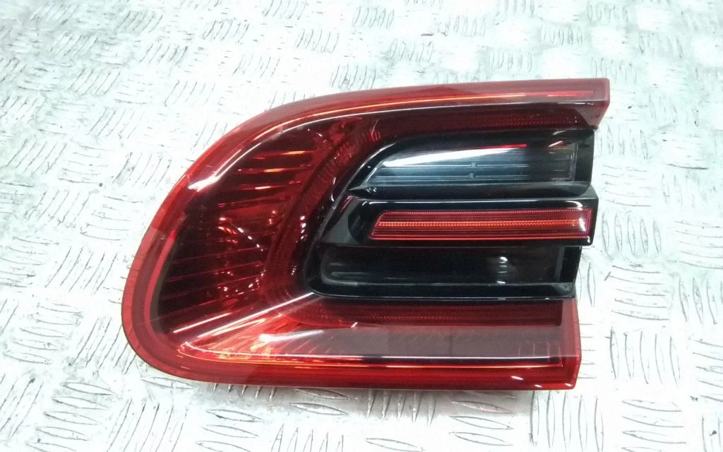 Tailgate rear/tail lights – Porsche Macan (95B) (2014-2018)