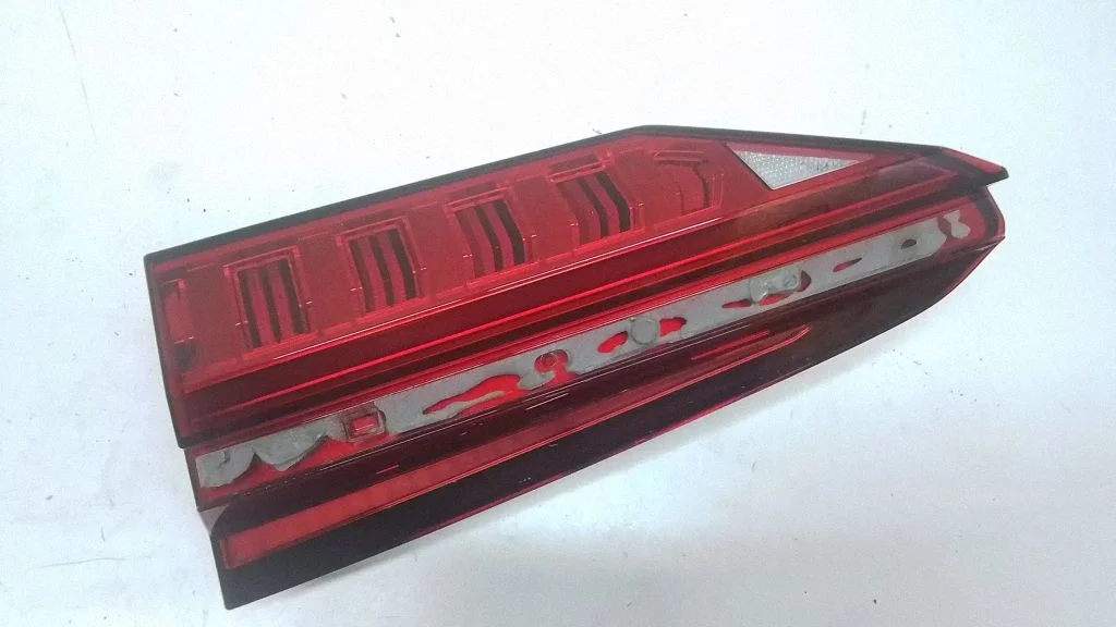 Tailgate rear/tail lights – Audi A6 C7 (2011-)