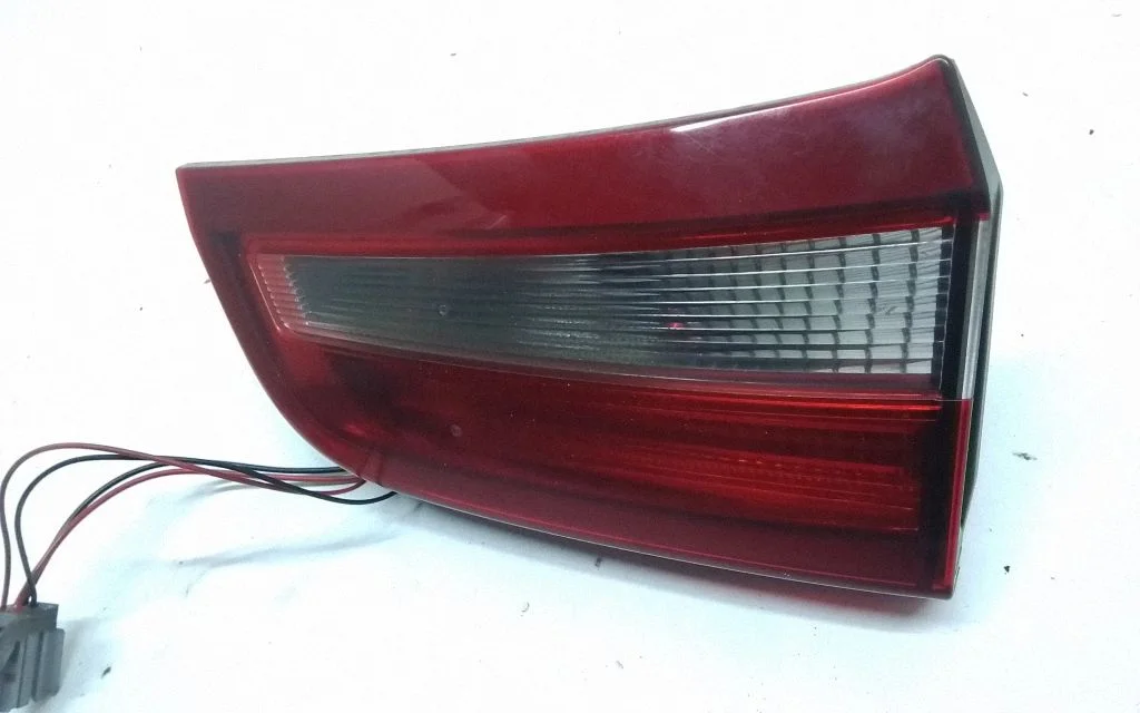Tailgate rear/tail lights 30796271