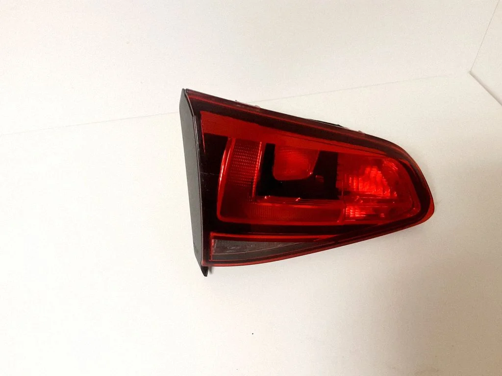 Tailgate rear/tail lights 2SD01197805