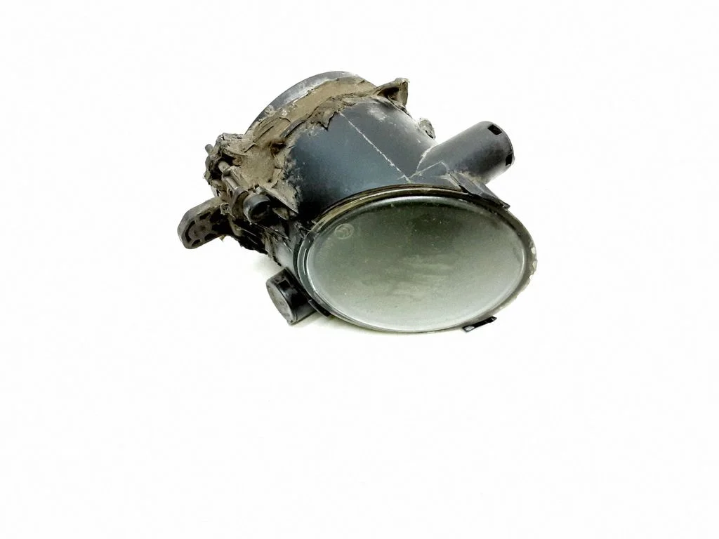 Front fog light – left