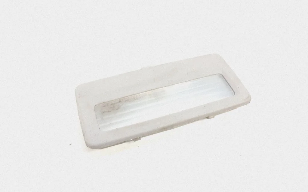 Rear seat light 9163766