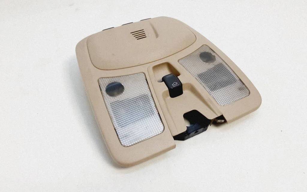 Front seat light 30669622