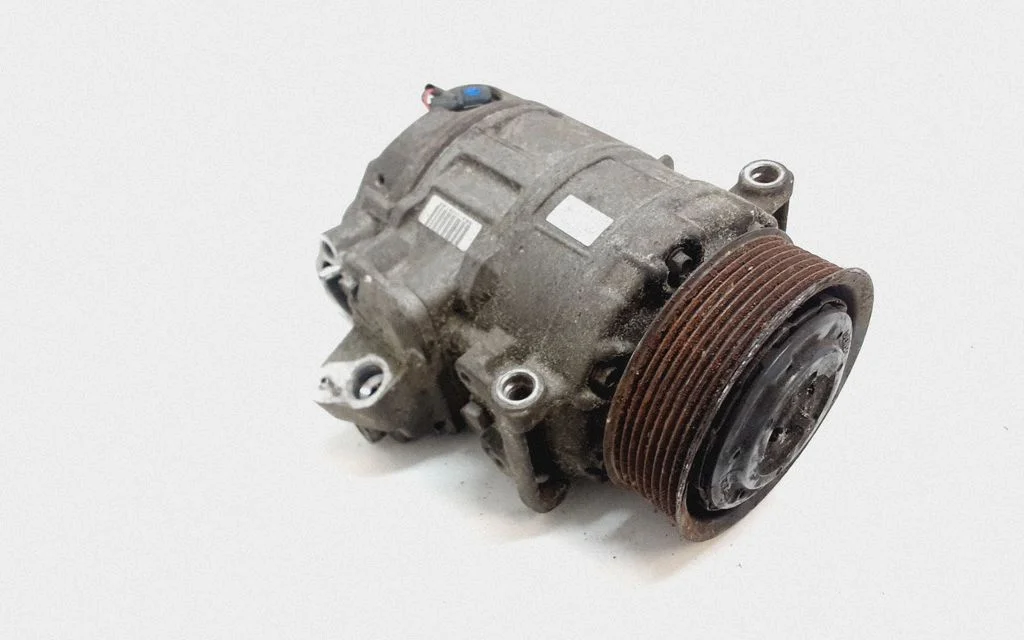 Air conditioning (A/C) compressor (pump) JPB000183