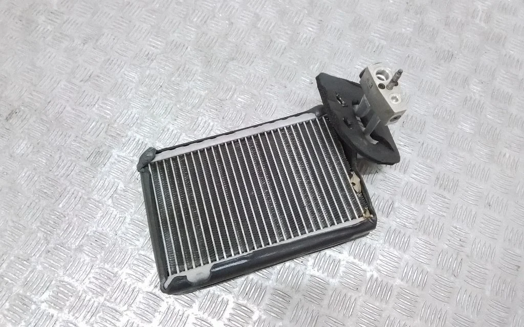 Parownik klimatyzacji – Dodge Grand Caravan (2008-2020)