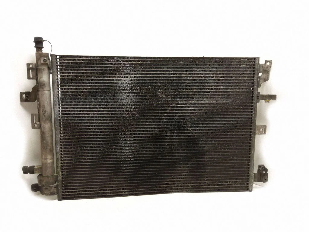Kliimaseadme jahutusradiaator (kondensaator) 8623367
