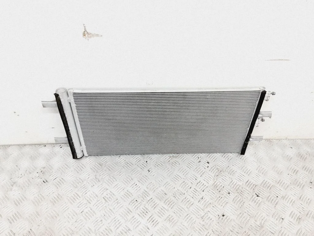 Gaisa kondicioniera dzesēšanas radiators (kondensators) 9271207