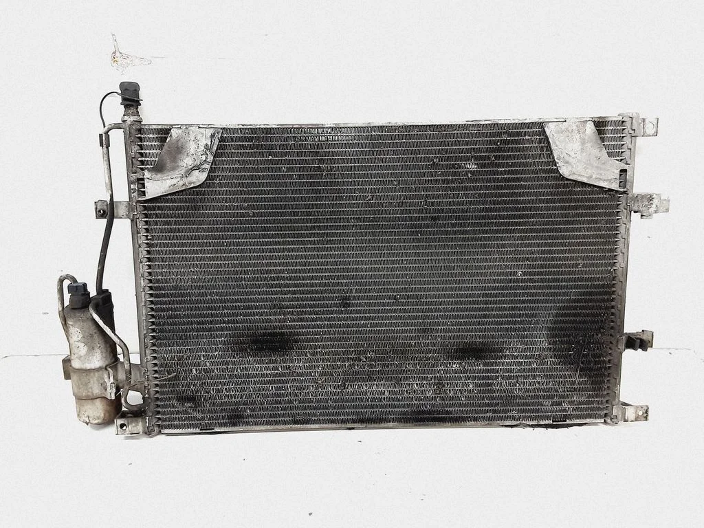 A/C cooling radiator (condenser)
