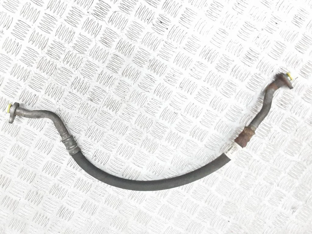 Air conditioning (A/C) pipe/hose 31291836