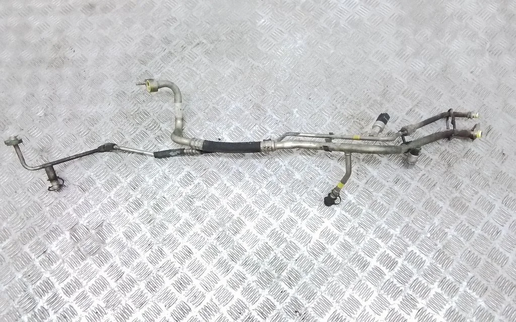 Air conditioning (A/C) pipe/hose – Volvo C30 (2007-2010)