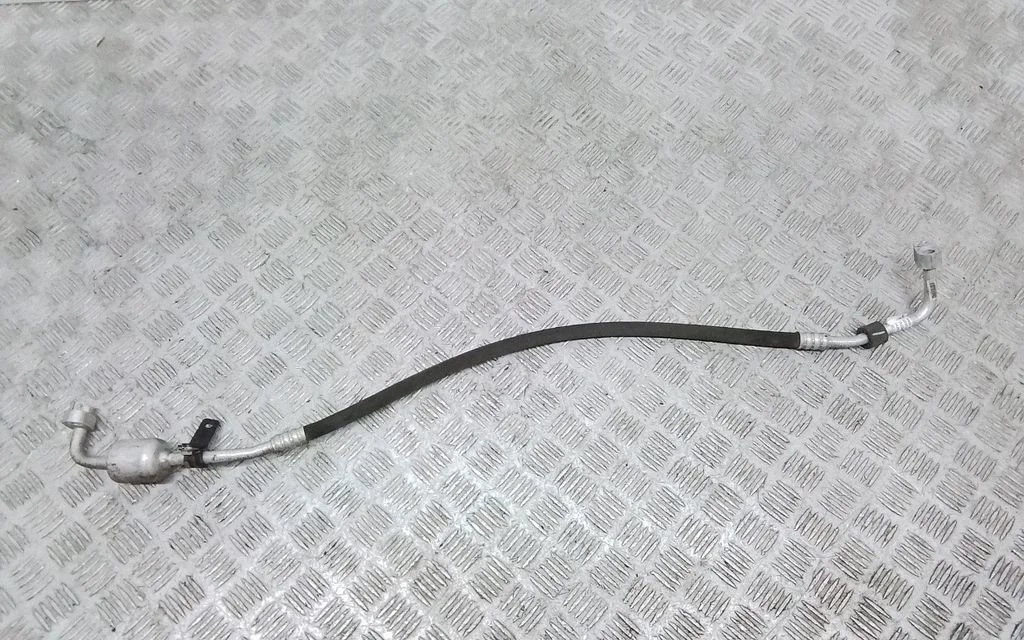 Air conditioning (A/C) pipe/hose – BMW i3 (2013-)