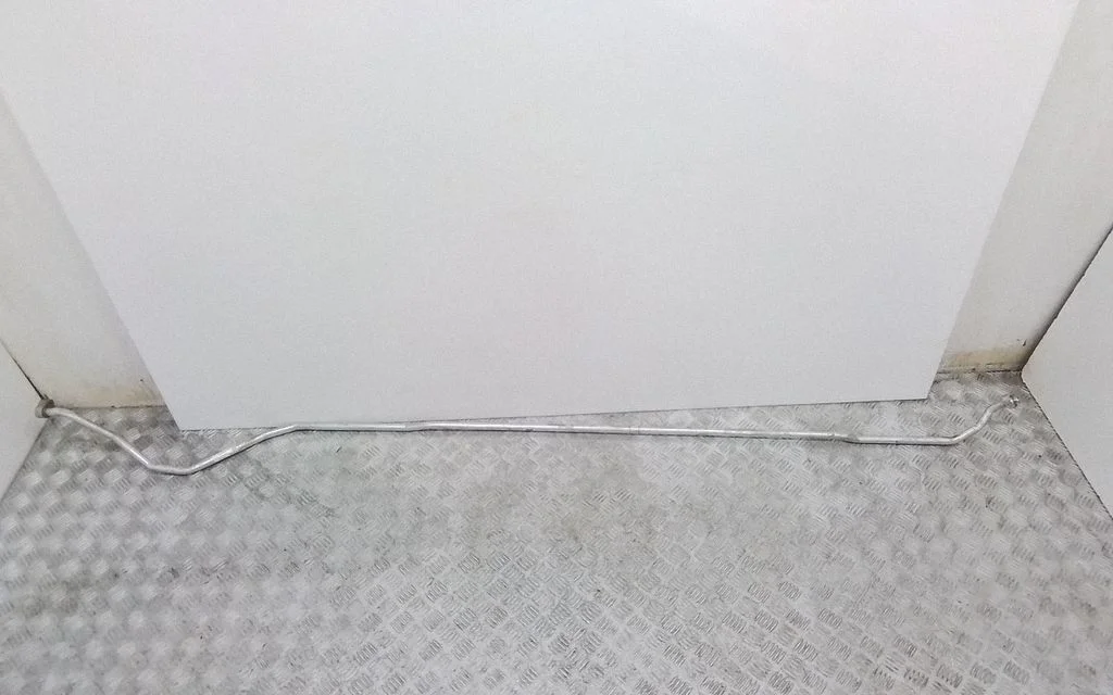 Air conditioning (A/C) pipe/hose – BMW i3 (2013-)