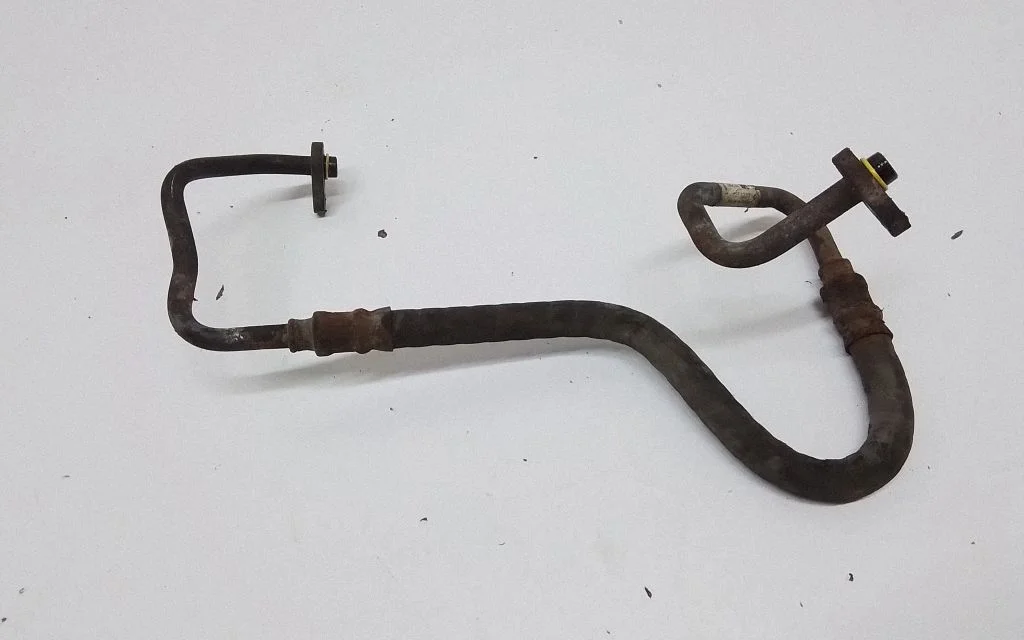 Air conditioning (A/C) pipe/hose – Volvo S40 (2004-2007)