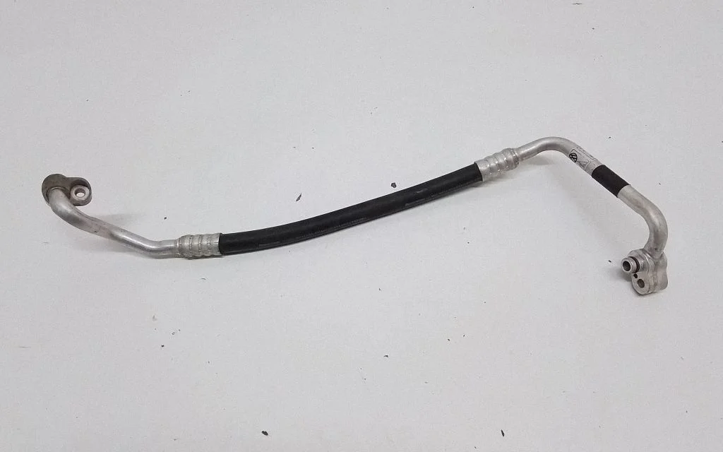 Air conditioning (A/C) pipe/hose 7P0820721B