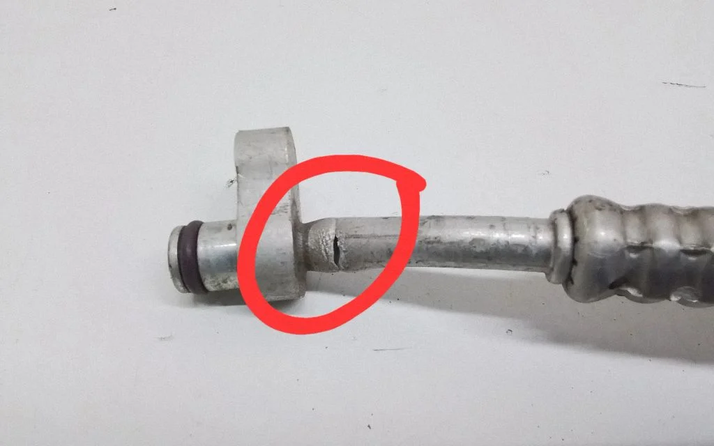 Air conditioning (A/C) pipe/hose A1668300100